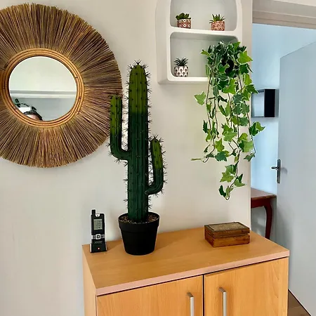Charmant Appartement Apartment Nîmes